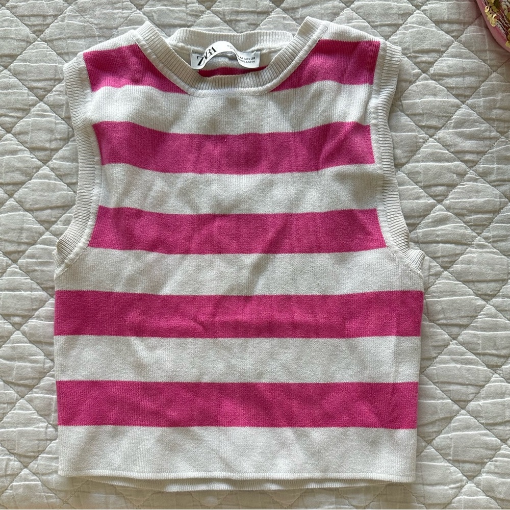 Striped Pink & White Women’s Ribbed Halter Cropped Top from Zara — Size 6/Med